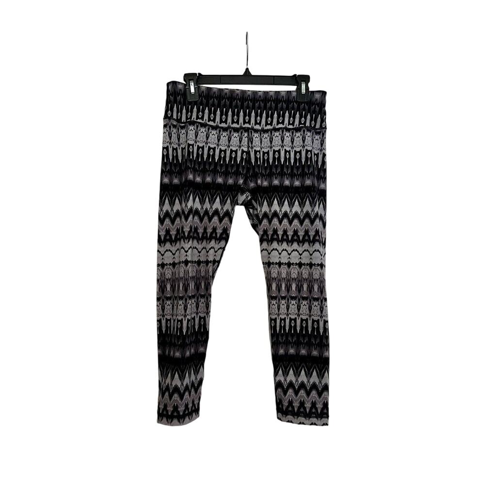 Women’s 90 Degree Black And Gray Cropped Leggings Size Medium